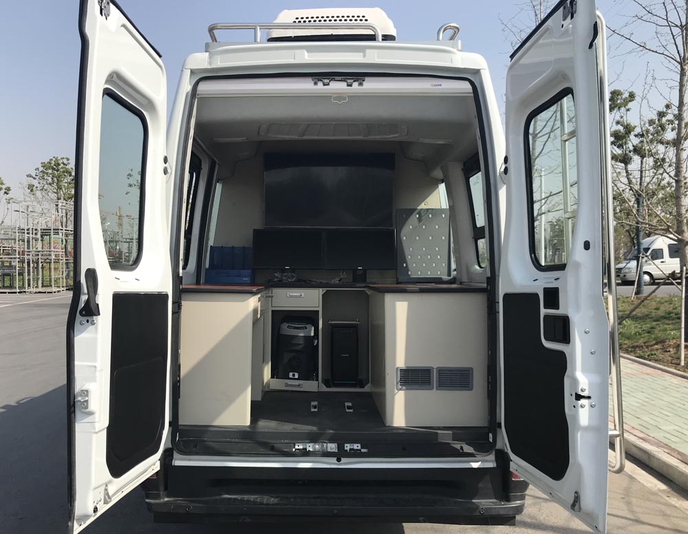 依維柯牌NJ5046XXCF2E宣傳車公告圖片