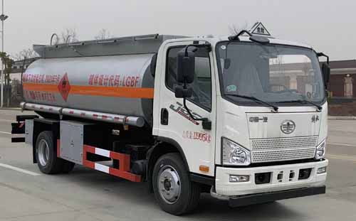 楚飛牌CLQ5121GYY6CA運油車公告圖片