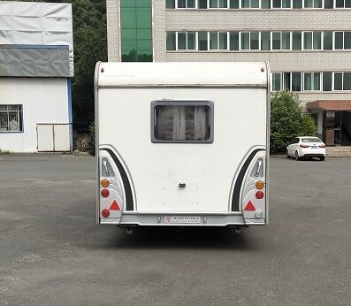 汇斯诚牌DWJ9010XLJ11旅居挂车公告图片