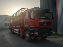 压裂管汇车