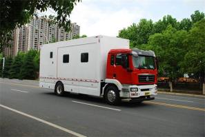 齐星牌QXC5180TSYA宿营车