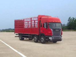 仓栅式运输车