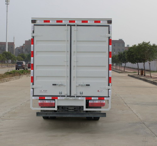 東風(fēng)牌EQ5070XXY5BDFAC廂式運(yùn)輸車(chē)公告圖片