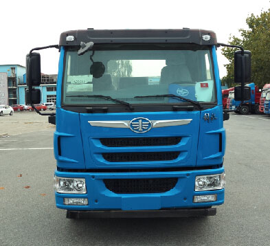 程力威牌CLW5250GYYLC5铝合金运油车公告图片