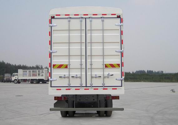 汕德卡牌ZZ5316CCYV466HE1倉柵式運(yùn)輸車公告圖片