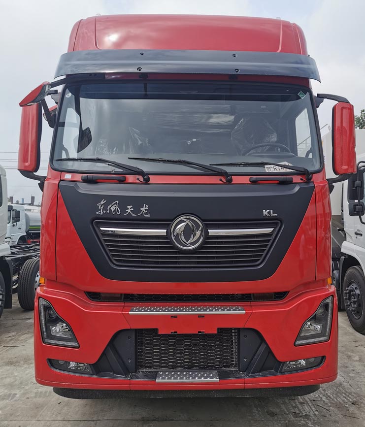 華通牌HCQ5311ZSLDL5散裝飼料運輸車公告圖片