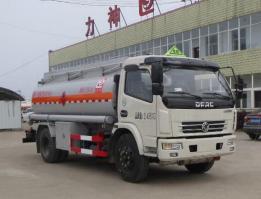 运油车