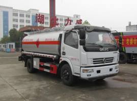 运油车