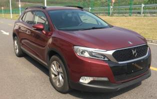 谛艾仕牌CAP7160JAE3型轿车