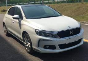 谛艾仕牌CAP7160JAE4型轿车