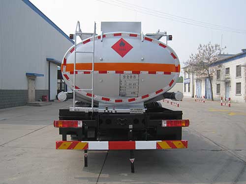 油龙牌YLL5315GRY易燃液体罐式运输车公告图片