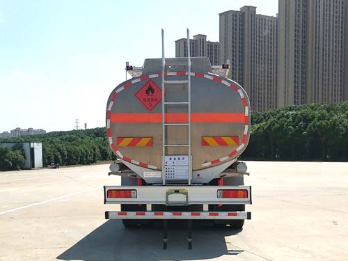 楚勝牌CSC5320GYYLCAA鋁合金運(yùn)油車(chē)公告圖片