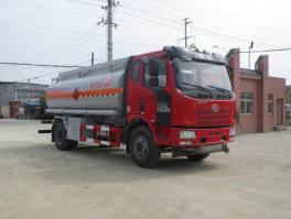 运油车