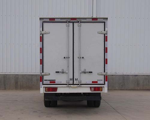 北京汽車制造廠有限公司牌BAW5040XXYD10HS廂式運輸車公告圖片