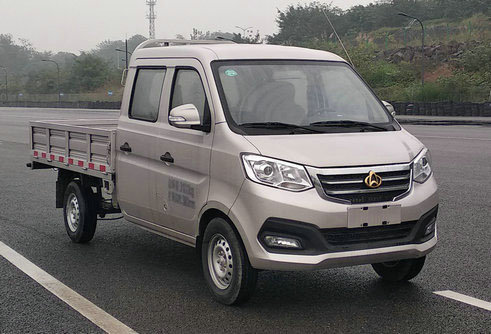 长安牌 112马力 载货汽车(SC1021TFS61)