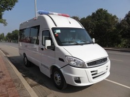 猎豹牌XL5042XQCIV囚车