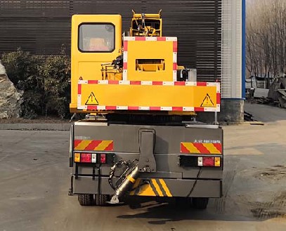 福田牌BJ5144JQZKPDA-03汽車起重機(jī)公告圖片