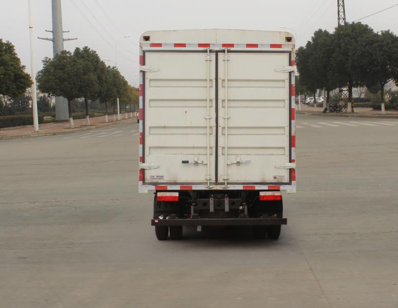 東風(fēng)牌EQ5041CCY8CD3AC倉(cāng)柵式運(yùn)輸車公告圖片