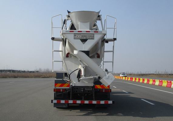 汕德卡牌ZZ5316GJBN296MF1混凝土攪拌運(yùn)輸車公告圖片