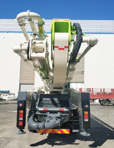 福田牌BJ5440THB-XF混凝土泵車公告圖片