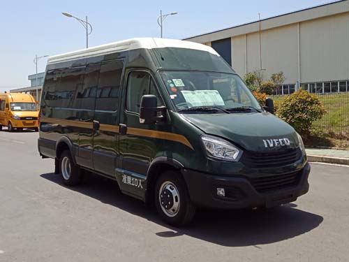 依維柯牌NJ5046XYUFE押運(yùn)車公告圖片