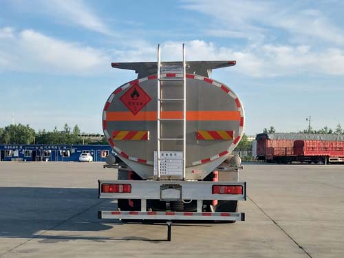 楚勝牌CSC5326GYYLZKA鋁合金運油車公告圖片