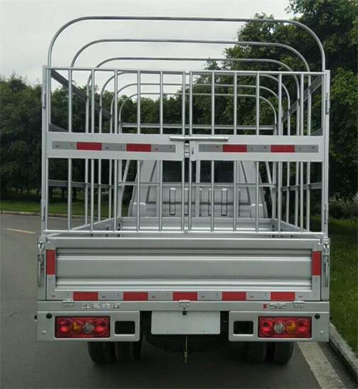 金杯牌JKC5031CCY-SS6EL4倉(cāng)柵式運(yùn)輸車公告圖片