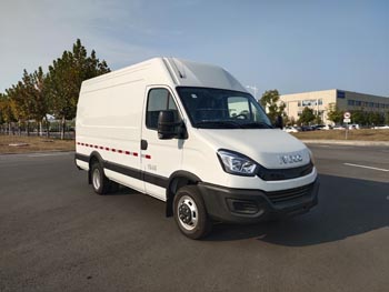 依維柯牌NJ5047XXYEEV2純電動(dòng)廂式運(yùn)輸車公告圖片