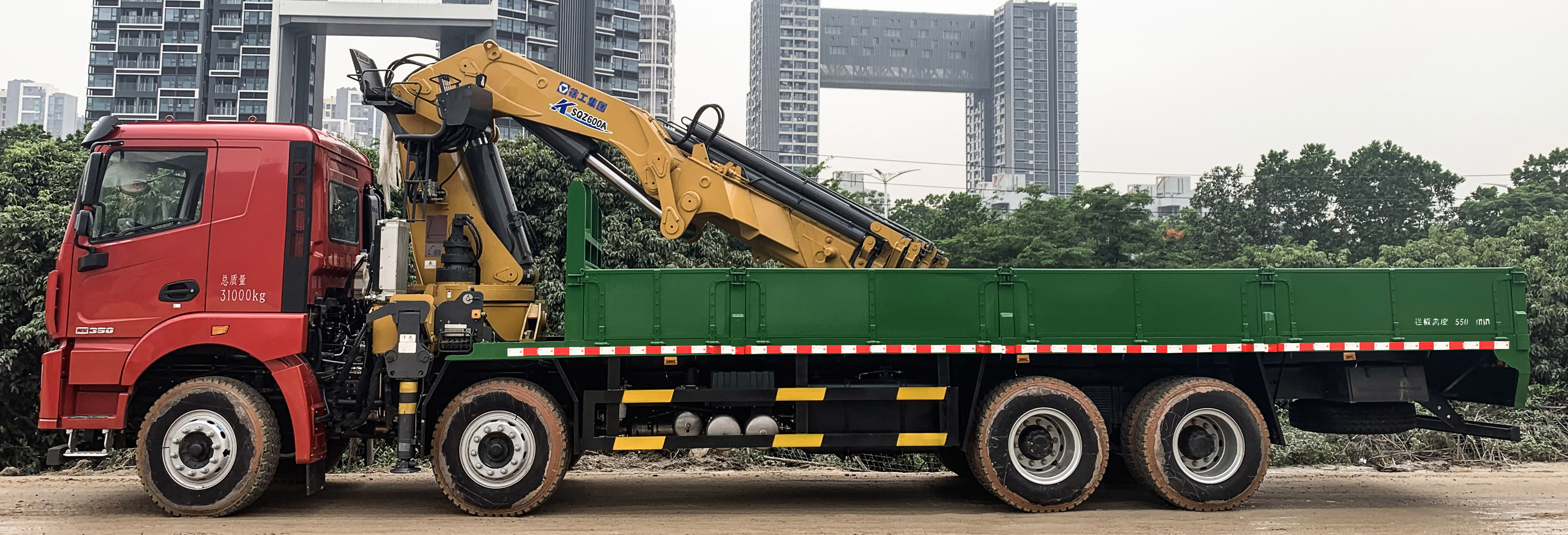徐工牌XGA5310JSQD6NE随车起重运输车公告图片