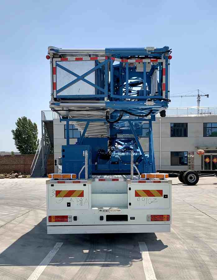 宇通牌ZYM5321JQJ12D622HP橋梁檢測(cè)車公告圖片