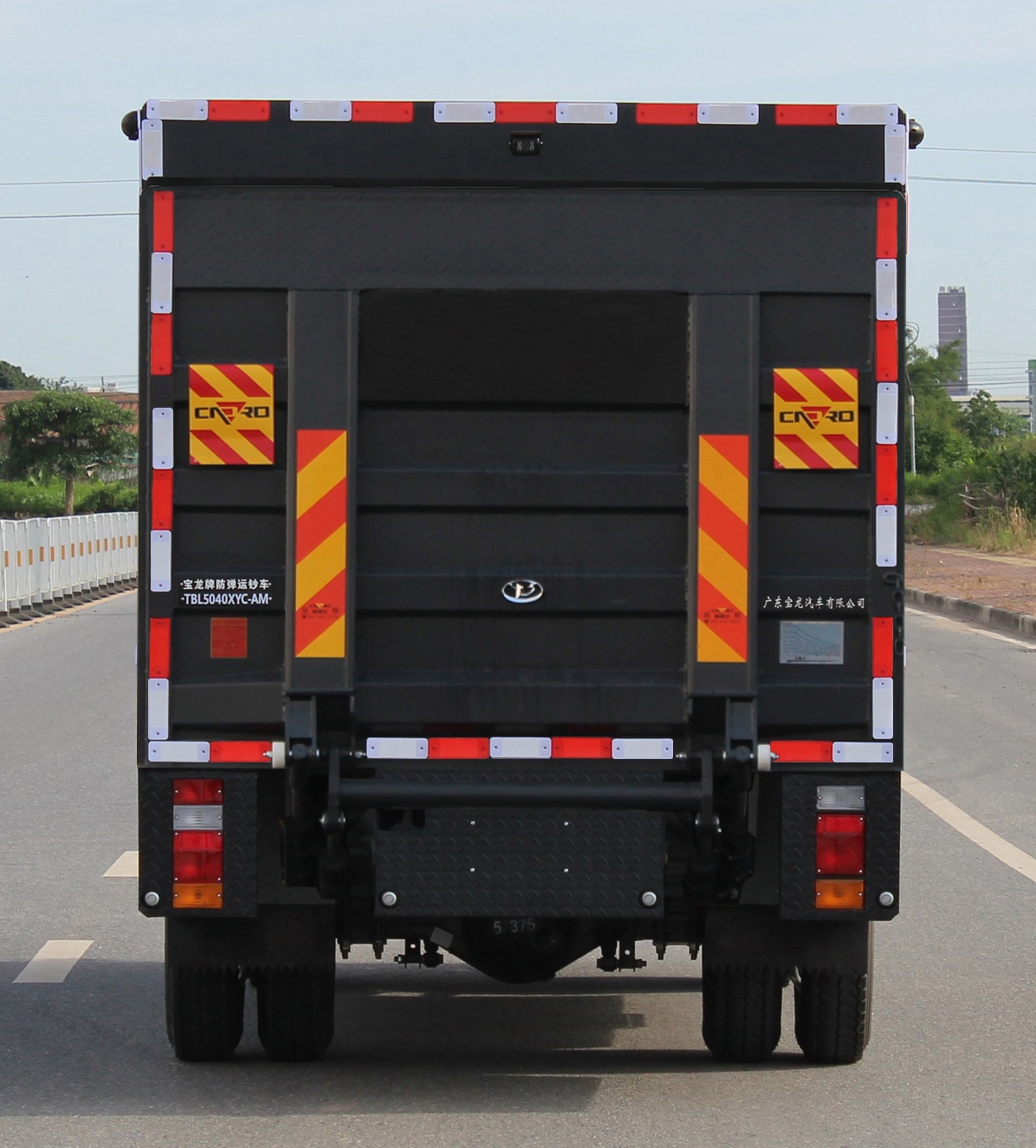 寶龍牌TBL5040XYC-AM防彈運鈔車公告圖片