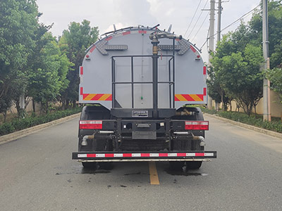 华茂骏捷牌LHC5180GQXEQBEV纯电动清洗车公告图片