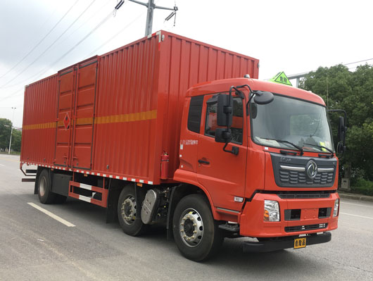 錫宇牌WXQ5260XRYE6易燃液體廂式運輸車公告圖片