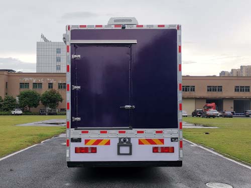 新飛牌XKC5210XYL6Z體檢醫(yī)療車公告圖片