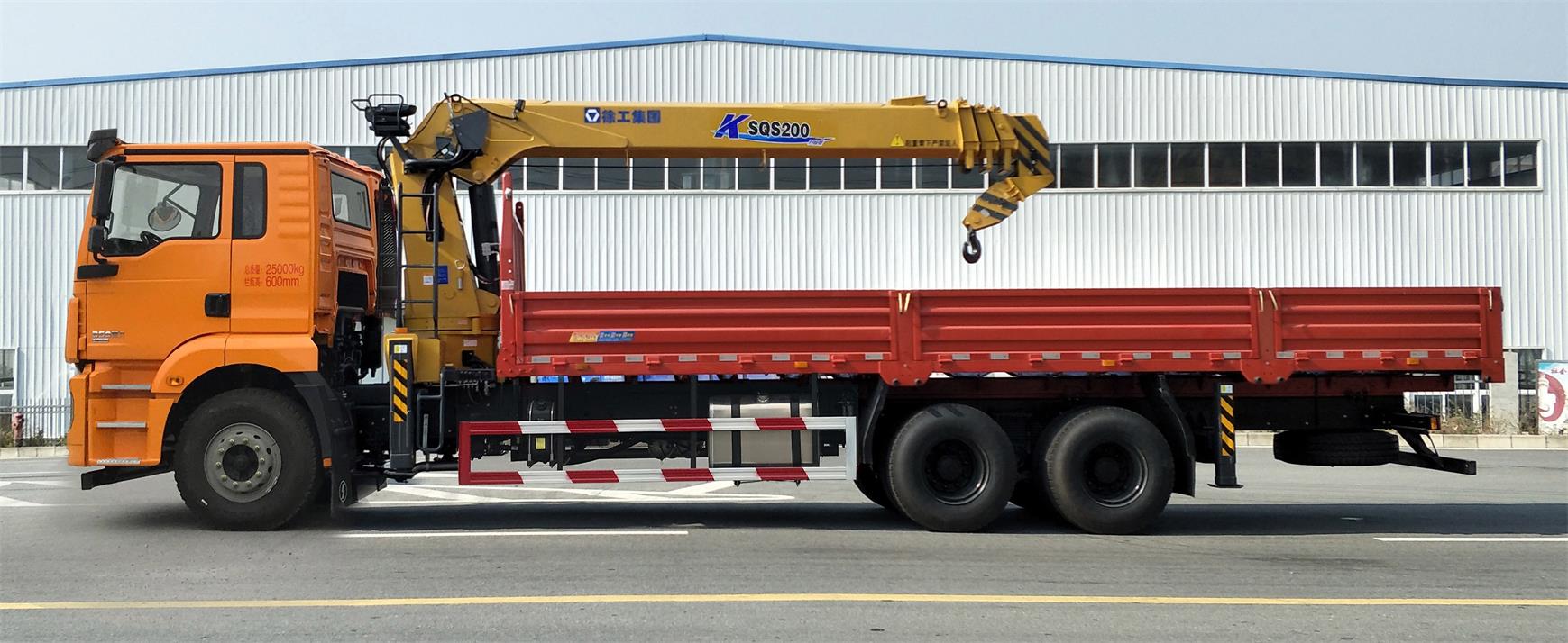 帕菲特牌PFT5251JSQD6A隨車(chē)起重運(yùn)輸車(chē)公告圖片