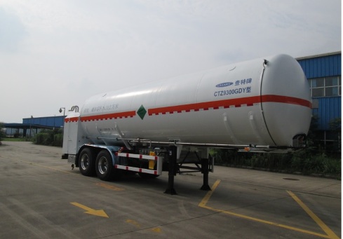 查特牌9.9米20.1吨2轴低温液体运输半挂车(CTZ9300GDY)