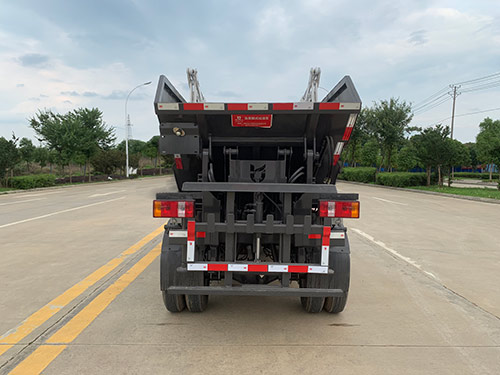 凱力風(fēng)牌KLF5041ZZZB6自裝卸式垃圾車公告圖片