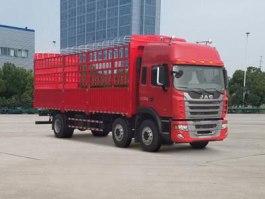 仓栅式运输车