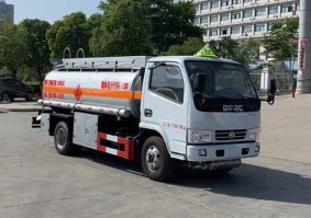 楚飞牌CLQ5070GYY5运油车