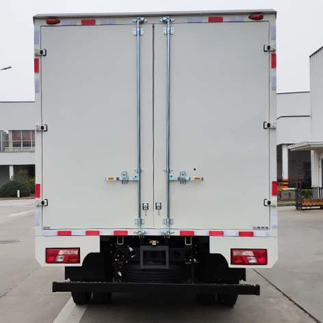 江鈴牌JX5045XXYTGC26廂式運(yùn)輸車(chē)公告圖片