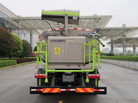 中聯(lián)牌ZBH5180GPSEQE6綠化噴灑車(chē)公告圖片