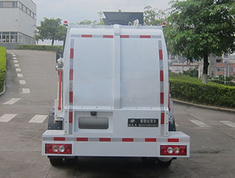 福龍馬牌FLM5080TCAFM6餐廚垃圾車(chē)公告圖片