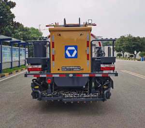徐工牌XZJ5111GLQ瀝青灑布車公告圖片