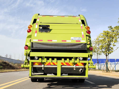 星通牌XTV5180ZYS6DF壓縮式垃圾車公告圖片