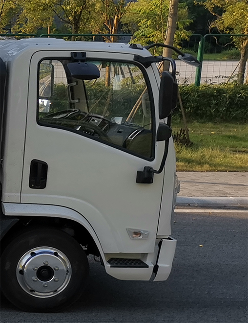 陜汽牌YTQ5120CCYKK421倉柵式運(yùn)輸車公告圖片