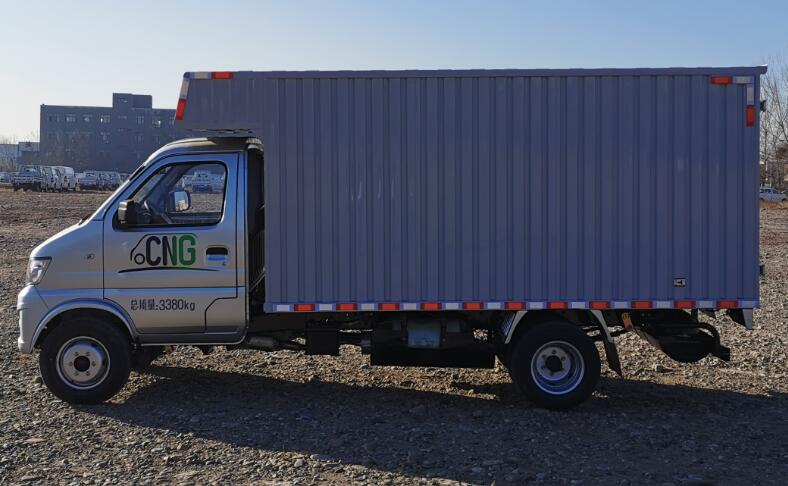 長安牌SC5031XXYDBAA6NG廂式運(yùn)輸車公告圖片