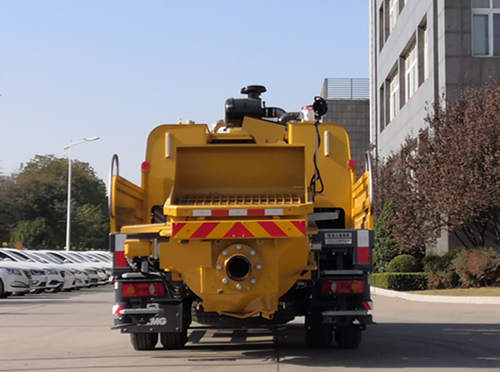 徐工牌XZS5141THB車載式混凝土泵車公告圖片