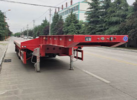 低平板半挂车