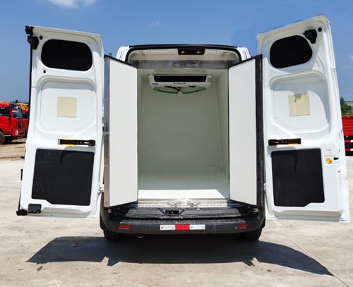 伴君長興牌AAA5043XLCJXM6冷藏車公告圖片