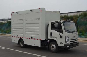 吸污净化车